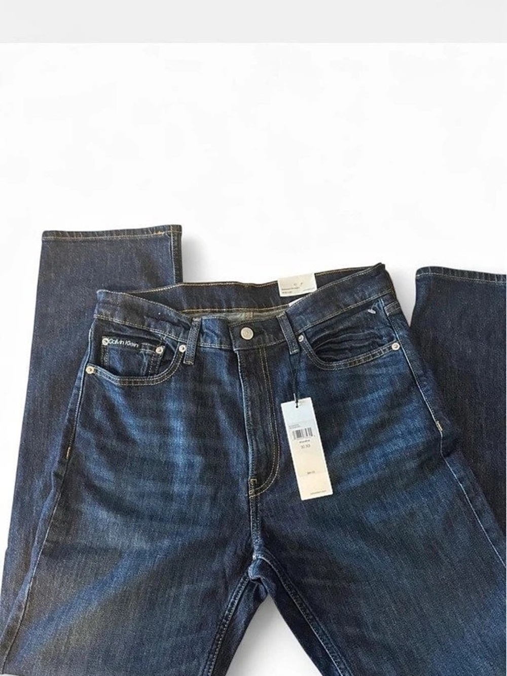 Calvin Klein mens  Straight Leg Blue Jeans NWT